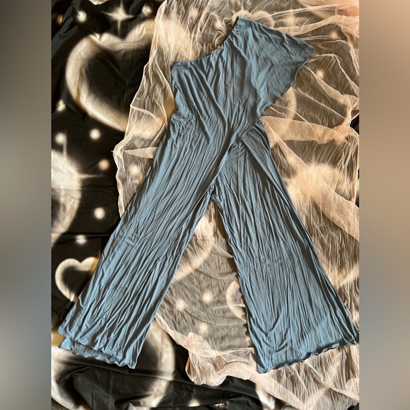 Zen Knits Comfy Cape One Shoulder Jumpsuit Size XS & XXS, Colors Black & Blue - Picture 4 of 14